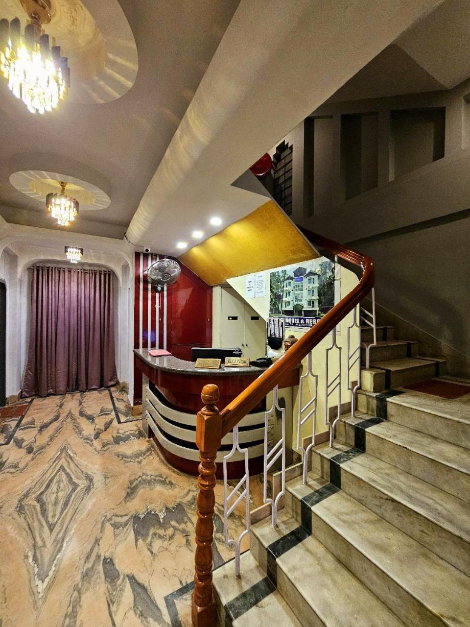 Hotel Vishal Siliguri Esterno foto