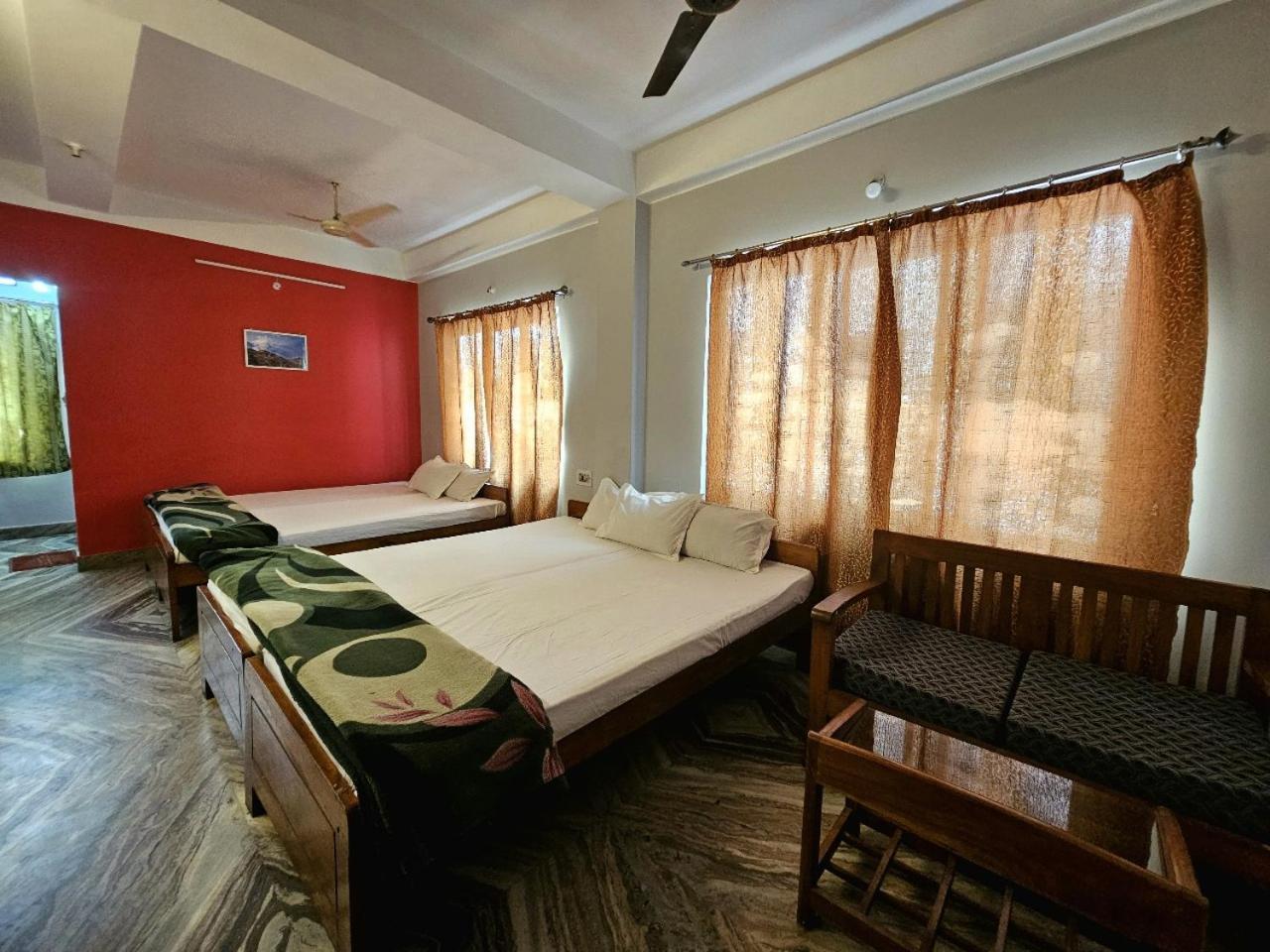 Hotel Vishal Siliguri Esterno foto