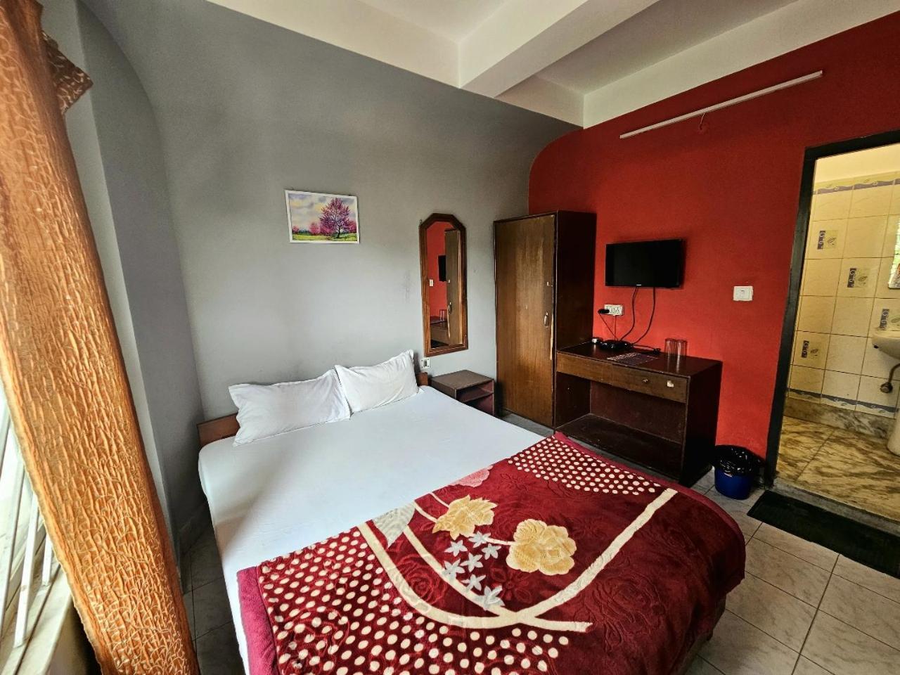 Hotel Vishal Siliguri Esterno foto